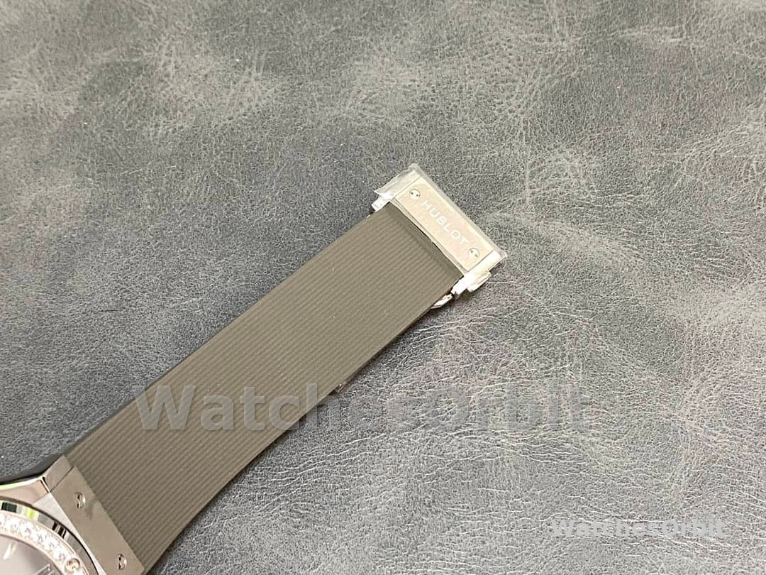 Hublot Classic Fusion Grey Dial 42mm Mens Replica Watch