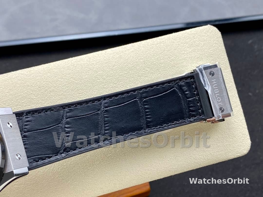 511.NX.2611.LR Hublot Classic Fusion Automatic