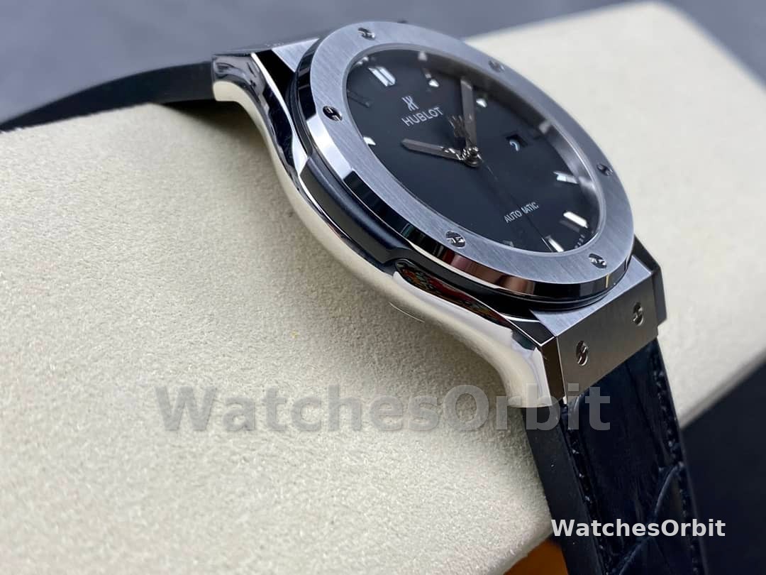 542.NX.1171.LR Hublot Classic Fusion Automatic Black