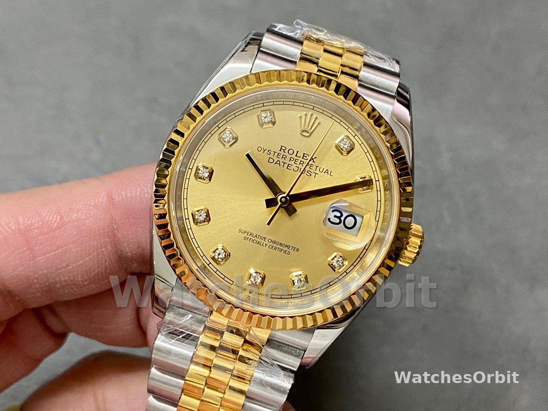 Rolex Datejust 126233 Champagne Diamond Dial Fluted Bezel 36MM Unisex Replica Watch
