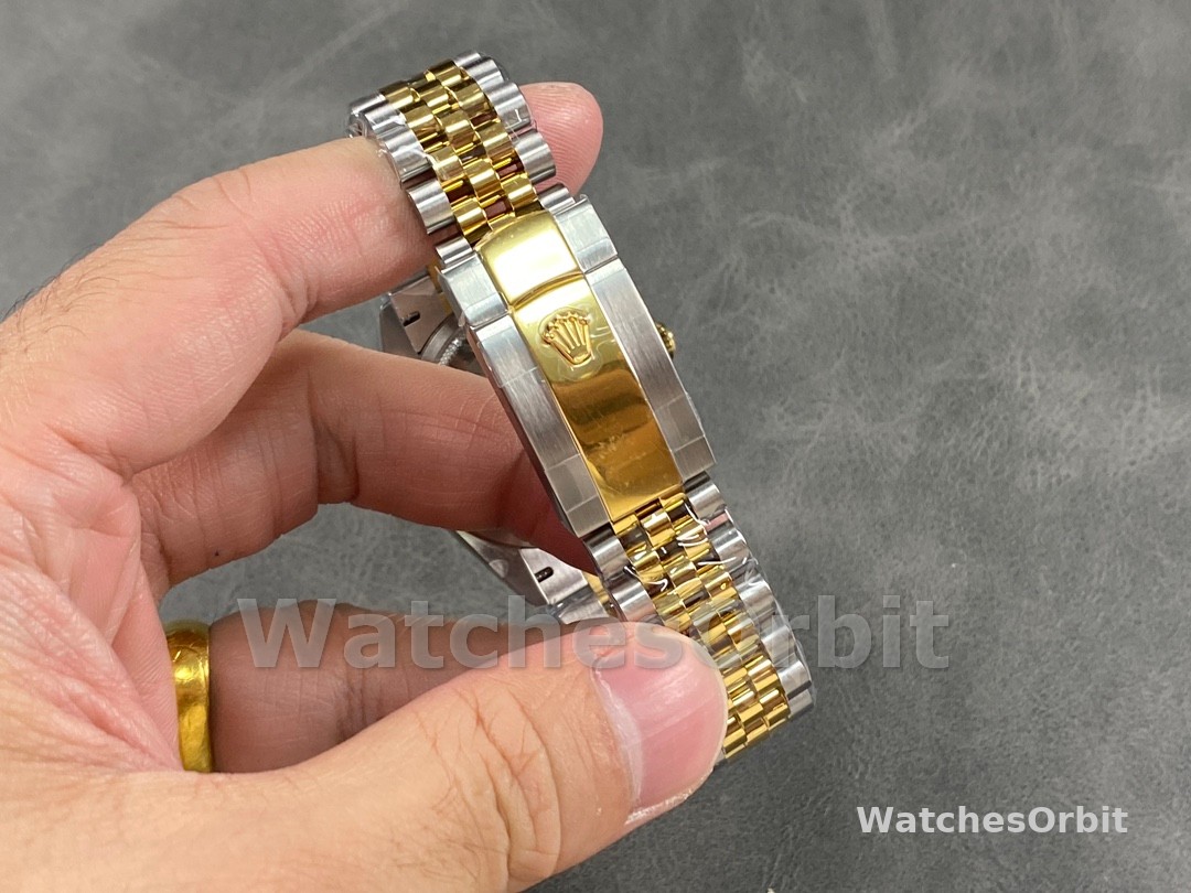 Rolex Datejust 126233 White Roman Dial Fluted Bezel 36MM Unisex Replica Watch