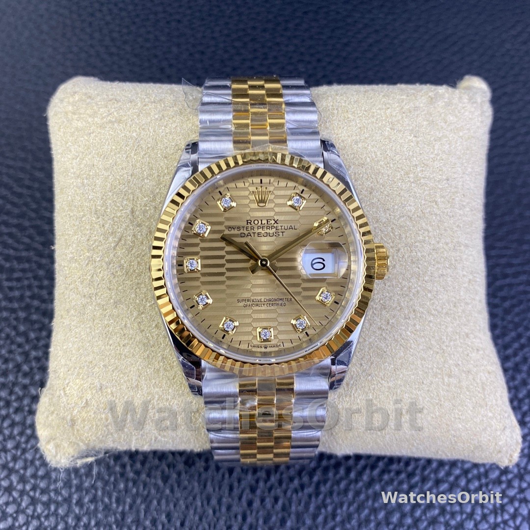 Rolex Datejust 36 126233 0045 Champagne Fluted Motif Diamond Dial