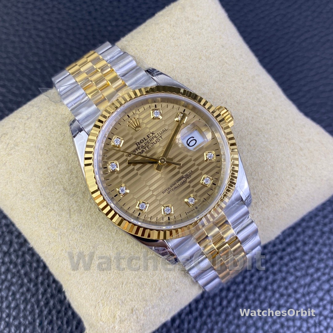 Rolex Datejust 36 126233 0045 Champagne Fluted Motif Diamond Dial