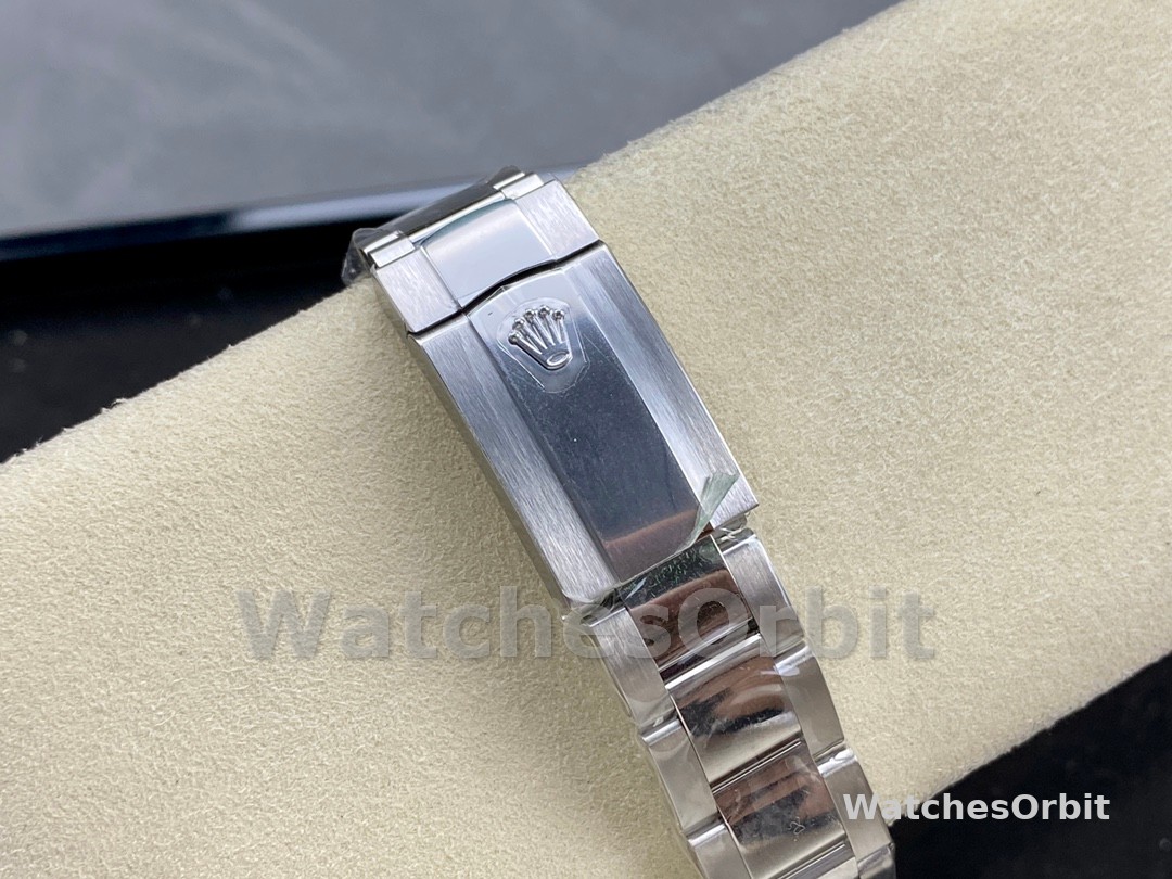 Rolex Datejust 41 Stainless Steel Azzuro Blue Roman Dial M126300 0017 Men's Watch