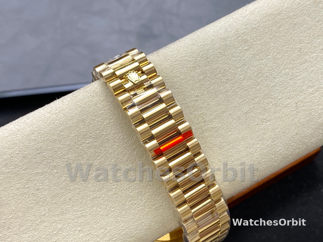 Rolex Day Date 40 Yellow Gold Pave Diamond Dial M228238 0054 Men's Watch