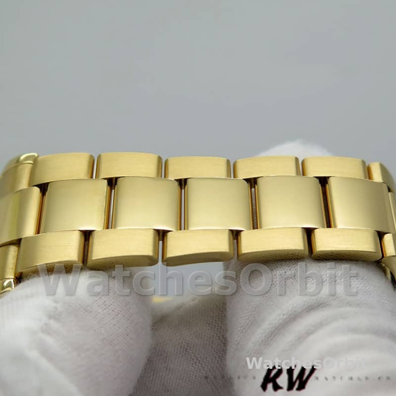 Rolex Day-Date 118208 Silver Dial Yellow Gold 36mm Unisex Replica Watch