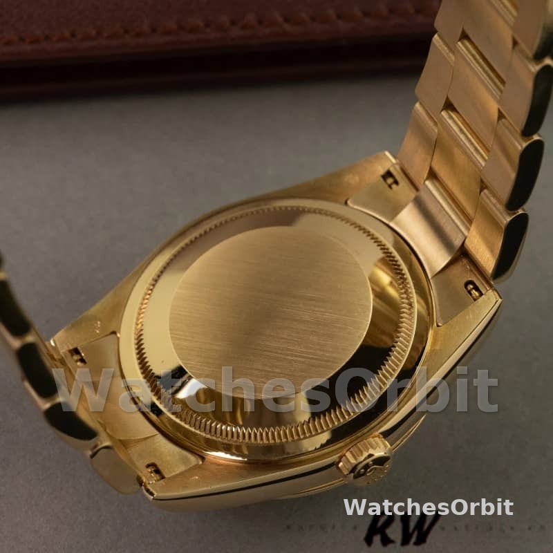 Rolex Day-Date 118208 Yellow Gold Arabic Numeral Wave Champagne Dial 36mm Unisex Replica Watch