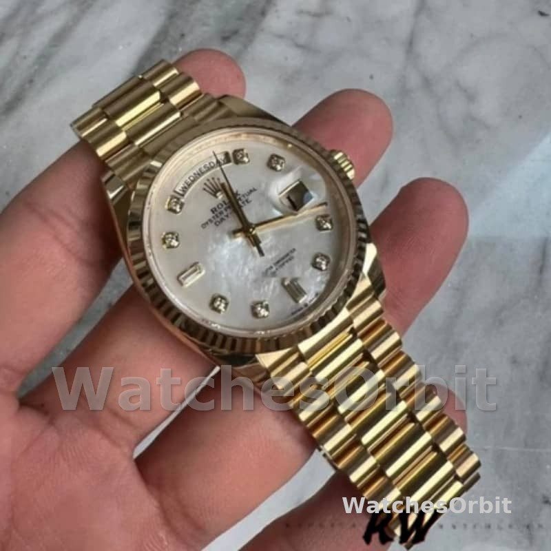 Rolex Day-Date 118208 Yellow Gold Mother of Pearl Diamond Dial 36mm Unisex Replica Watch