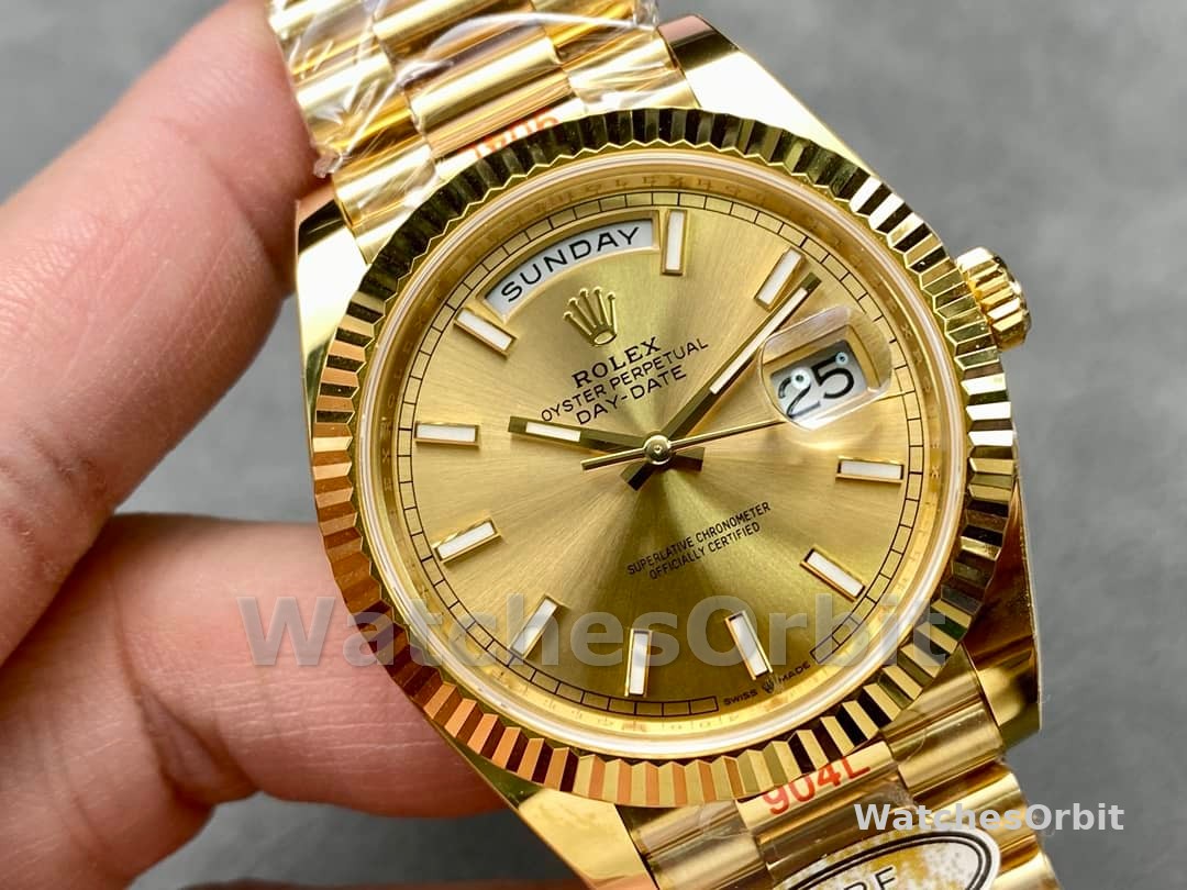 Rolex Day-Date 228238 Champagne Diamond Dial Fluted Bezel 40mm Mens Replica Watch