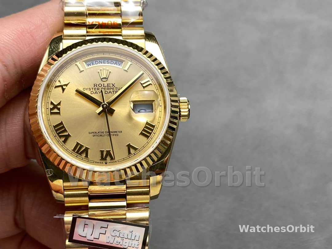 Rolex Day-Date 228238 Champagne Roman Dial Fluted Bezel 40mm Mens Replica Watch
