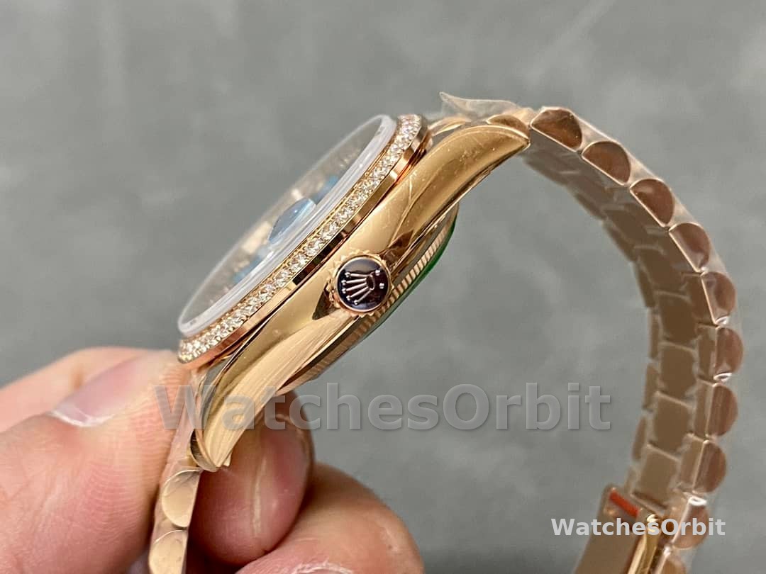 Rolex Day-Date 36 Rose Gold Turquoise Diamond-Set Roman Dial Diamond Bezel m128345rbr 0064