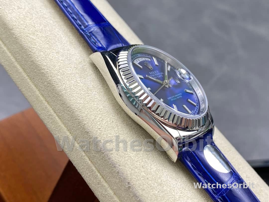 Rolex Day Date 36mm White Gold Fluted Bezel 118139 0004 Blue Index