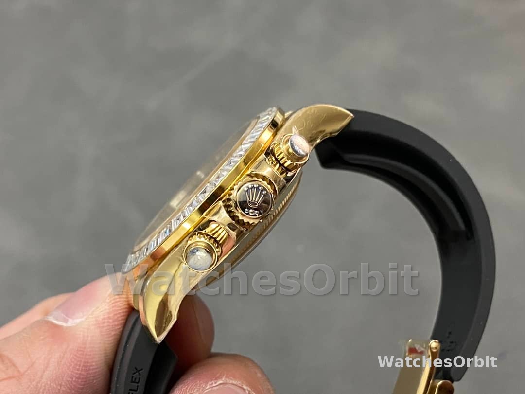 Rolex Cosmograph Daytona 116588 Yellow Gold Black Rubber Strap 40mm Mens Replica Watch