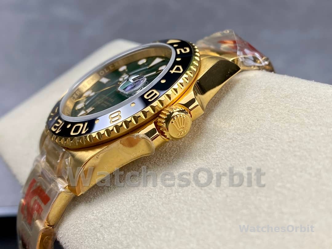 Rolex GMT Master II 116718LN Oyster Bracelet Green Dial 40mm Mens Replica Watch