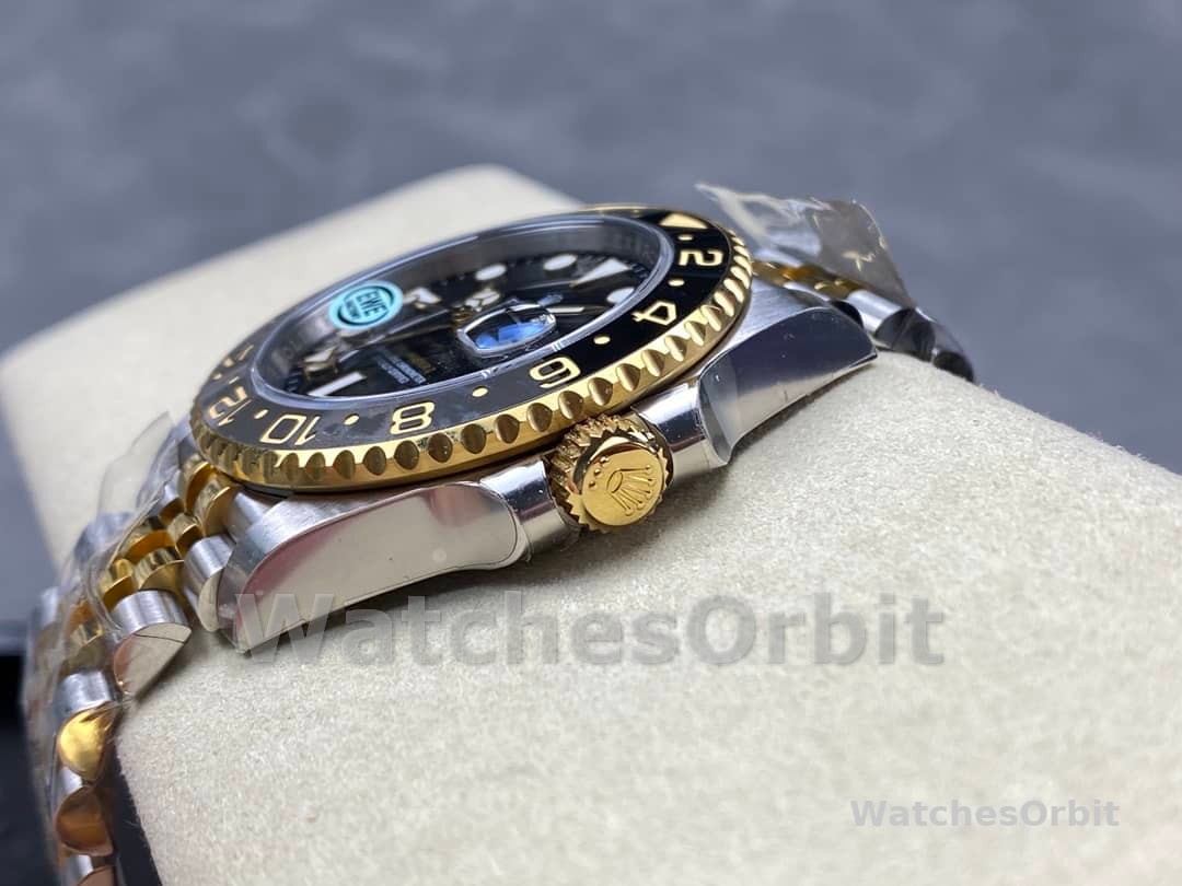 Rolex GMT Master II Black Dial Steel 18kt Yellow Gold 126713GRNR 0001 Men's Watch
