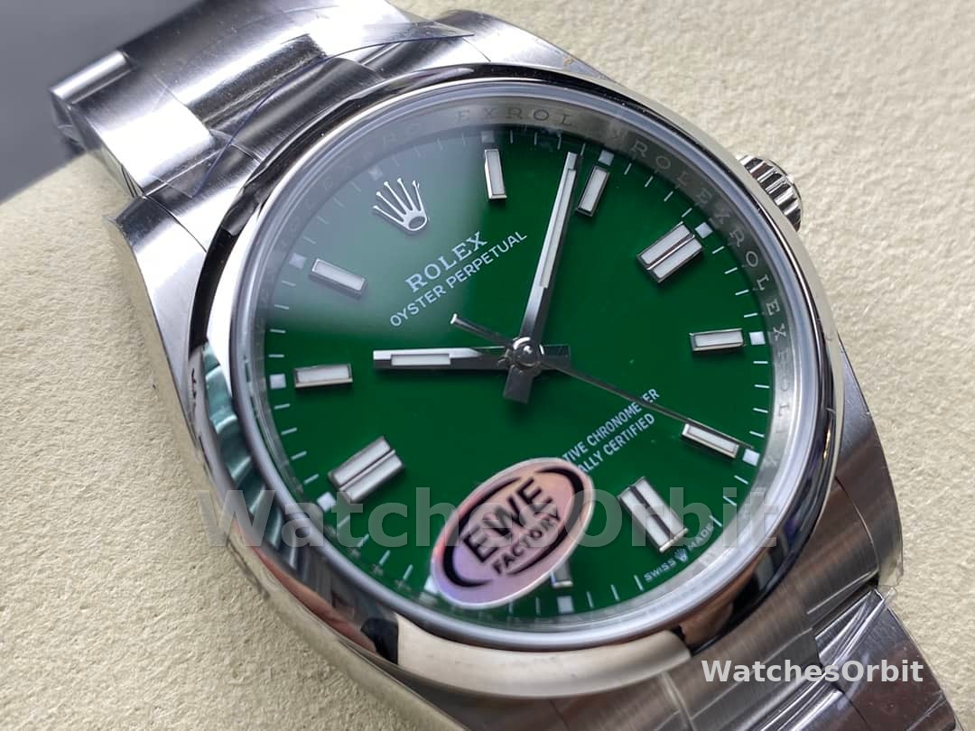 Rolex Oyster Perpetual 36mm 126000 Green Dial