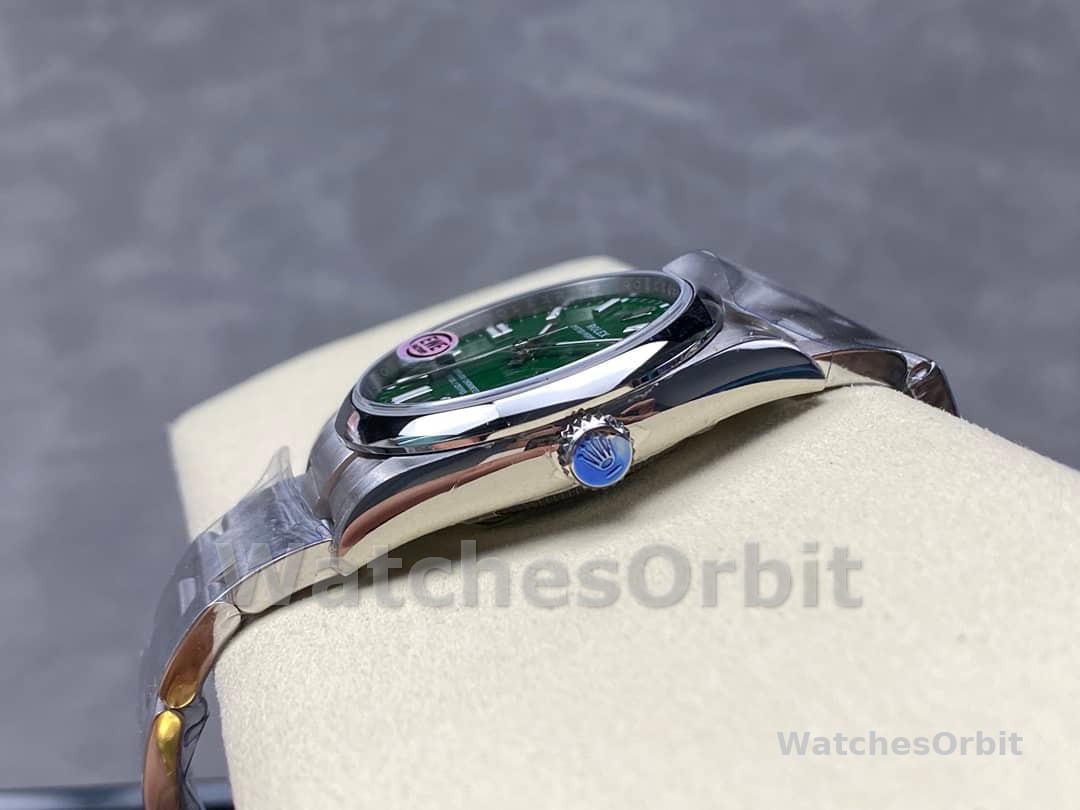 Rolex Oyster Perpetual 36mm 126000 Green Dial