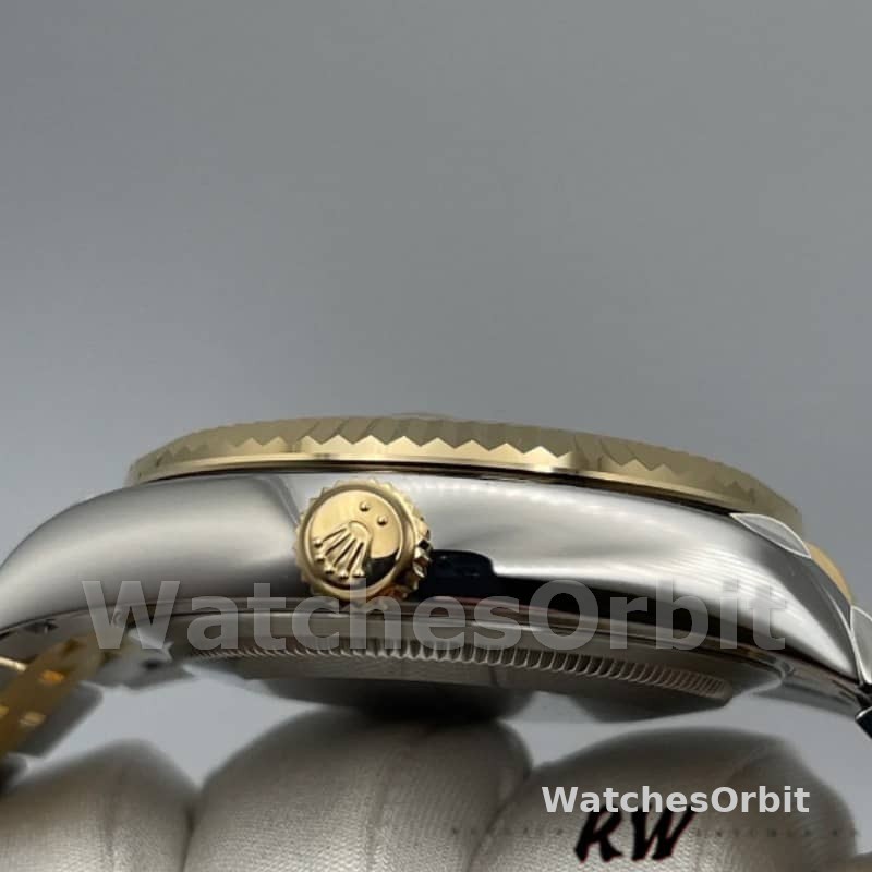 Rolex Sky-Dweller 326933 Stainless Steel Yellow Gold Champagne Dial 42MM Mens Replica Watch