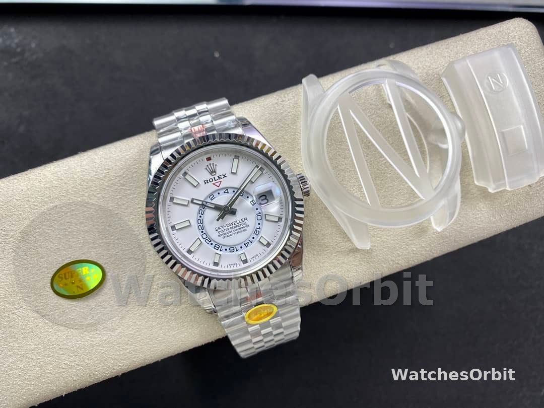 Rolex Sky Dweller 42 White Dial Fluted Bezel M336934 0004 Men's Watch
