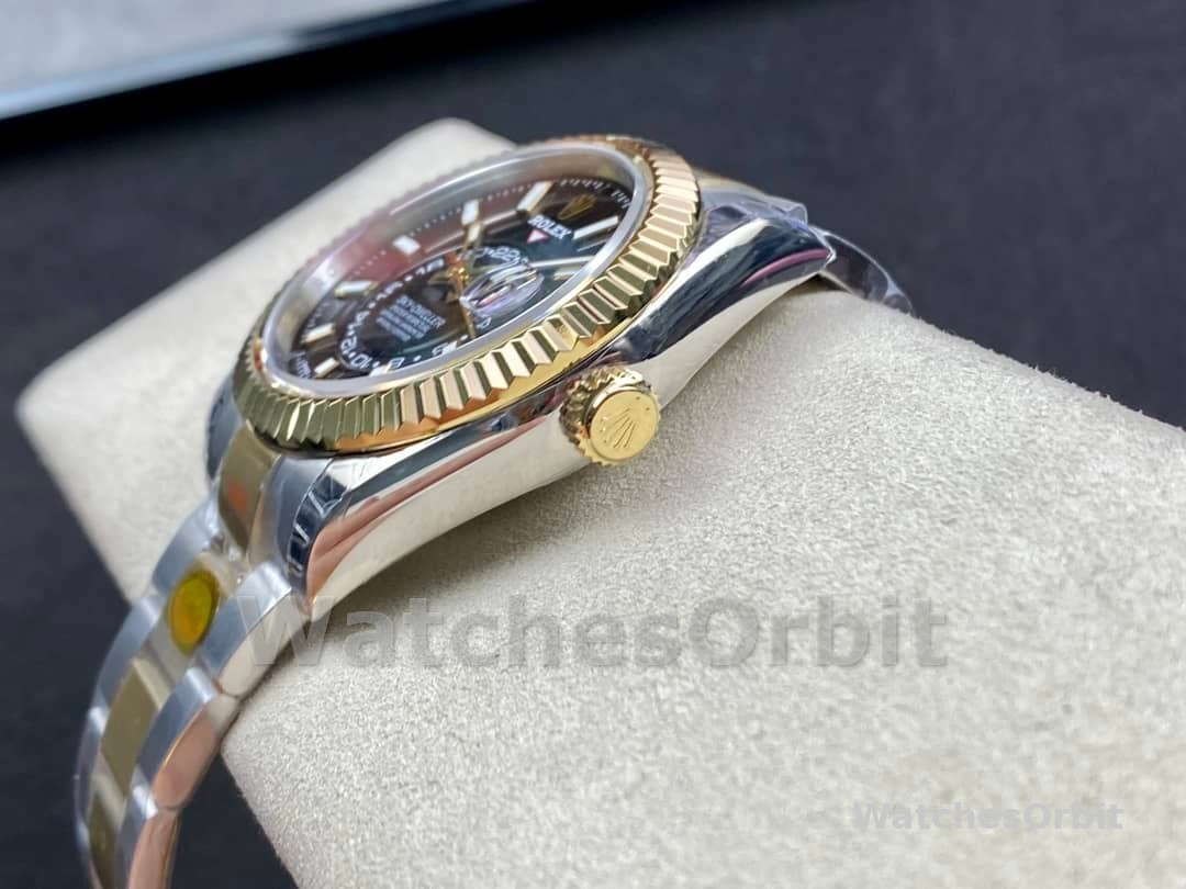 Rolex Sky Dweller 42 Yellow Rolesor Black Dial Oyster M336933 0003 Men's Watch
