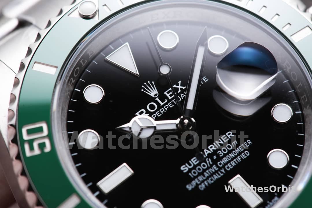 Replica Rolex Submariner 126610LV Green Bezel Black Dial 41mm Mens Watch